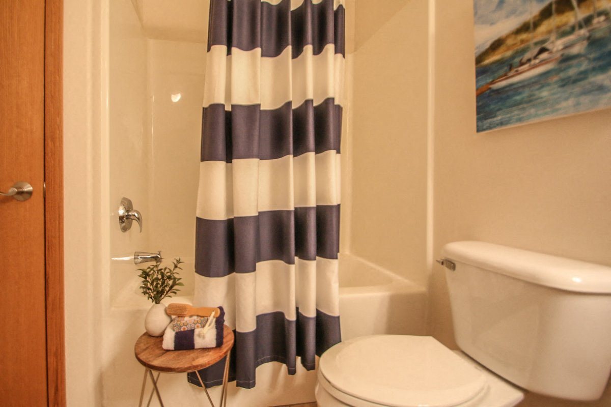 Gallery Photo 24